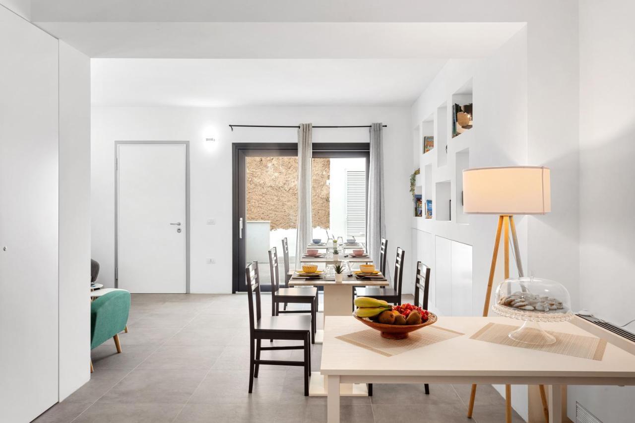 Double D House Bed & Breakfast Olbia Exterior photo